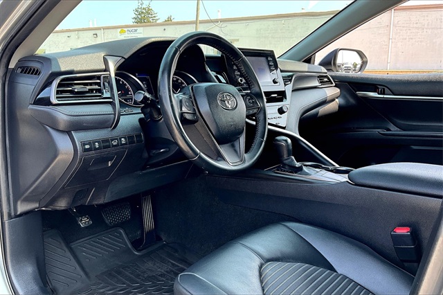 2023 Toyota Camry SE - Photo 8