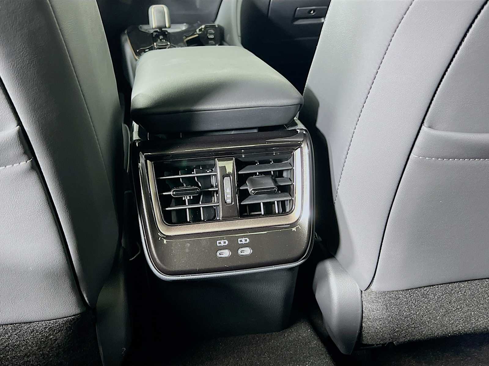 2026 Toyota Crown Limited - Photo 14