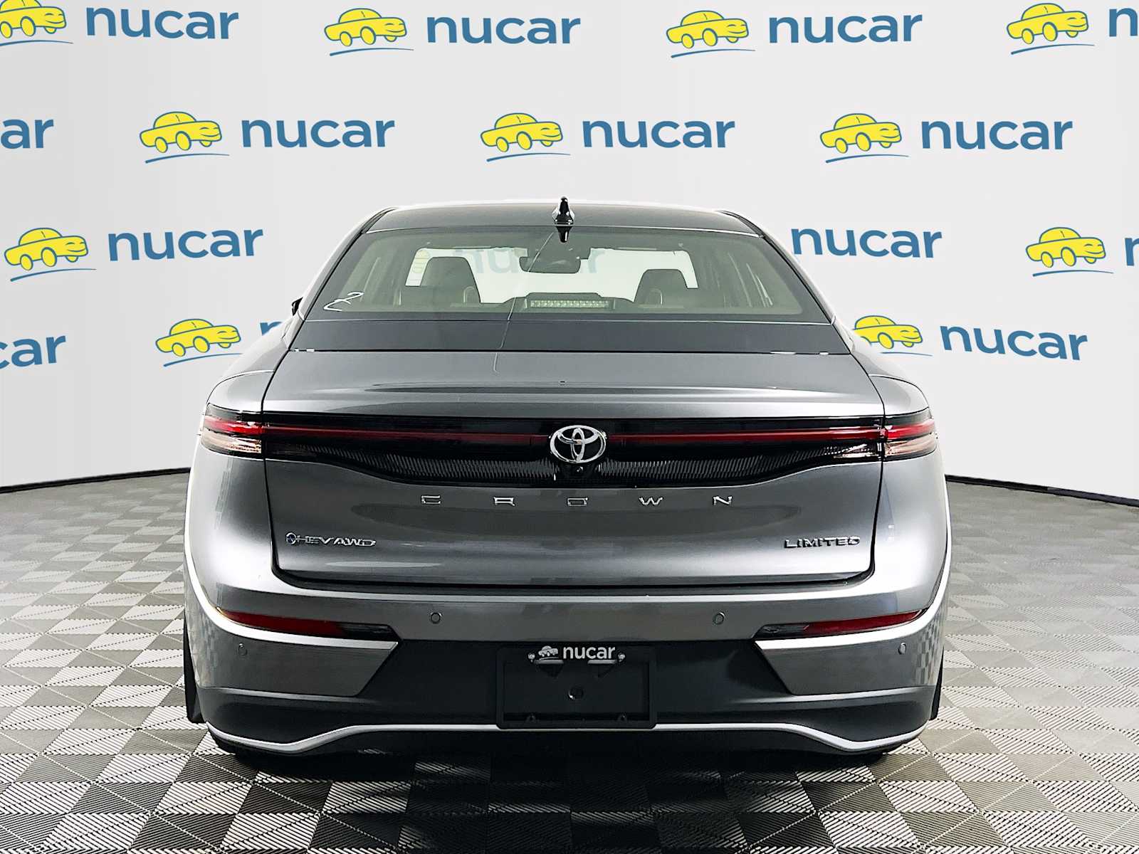 2026 Toyota Crown Limited - Photo 5
