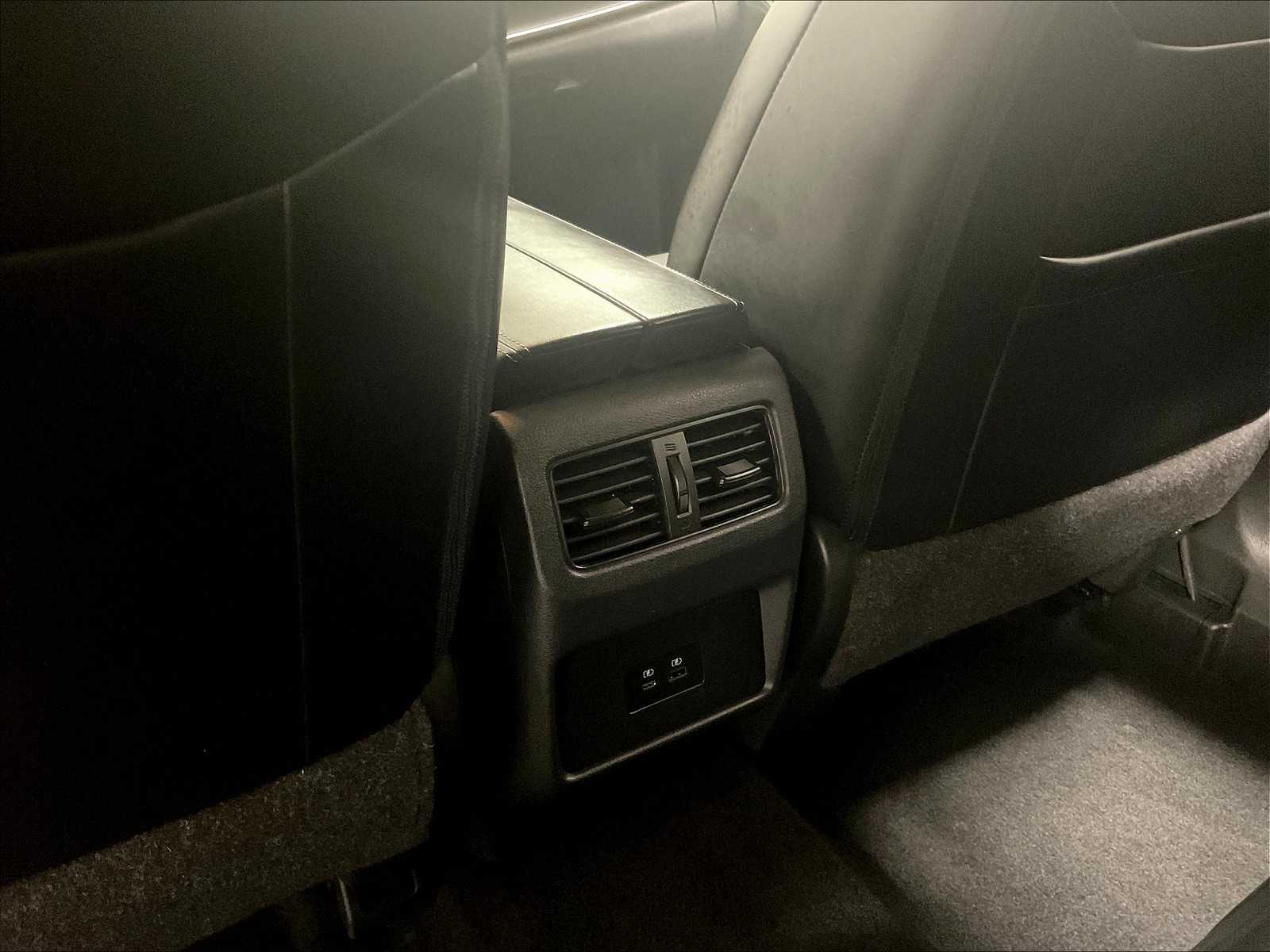 2023 Nissan Rogue SV - Photo 29