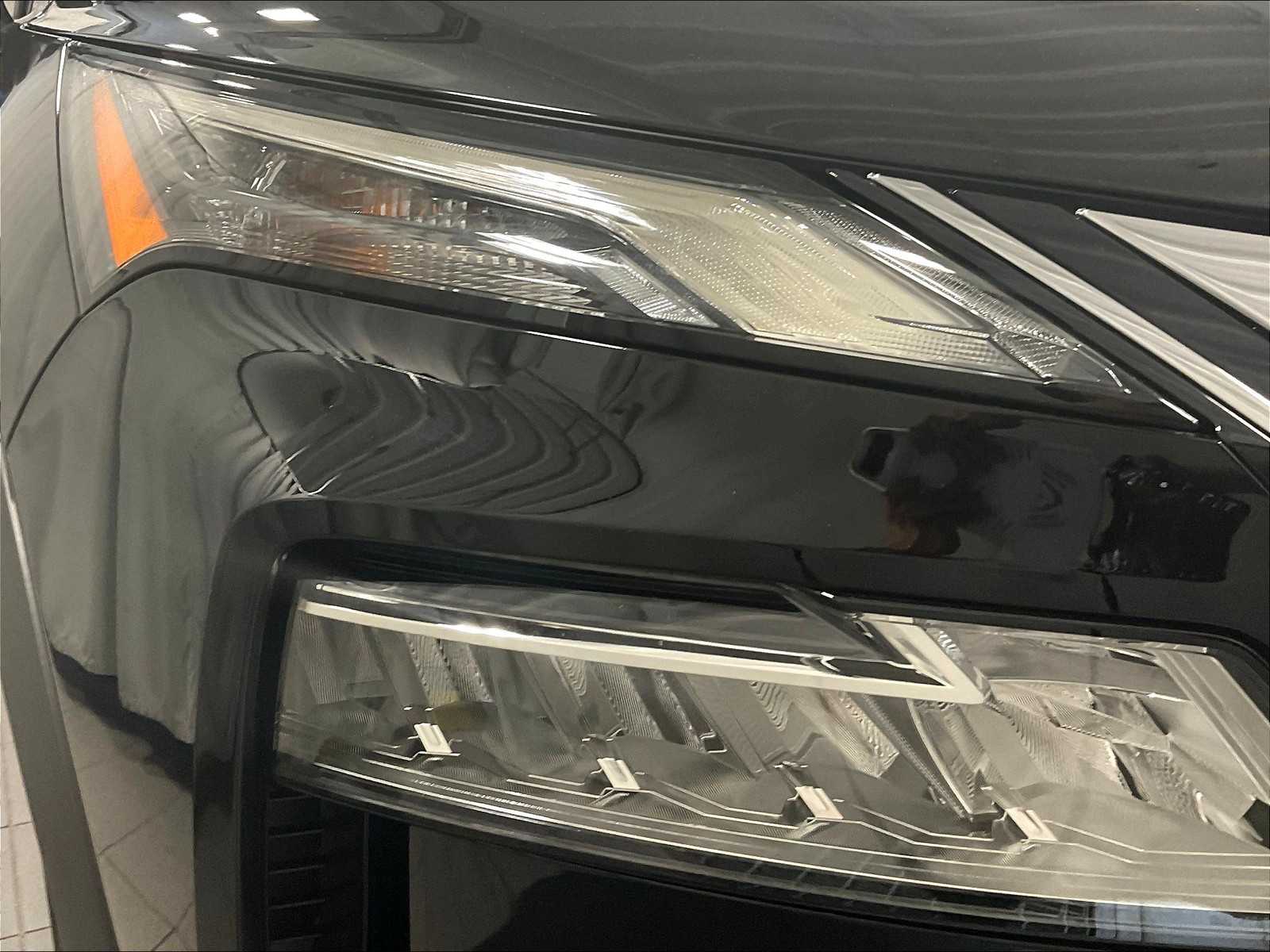 2023 Nissan Rogue SV - Photo 34