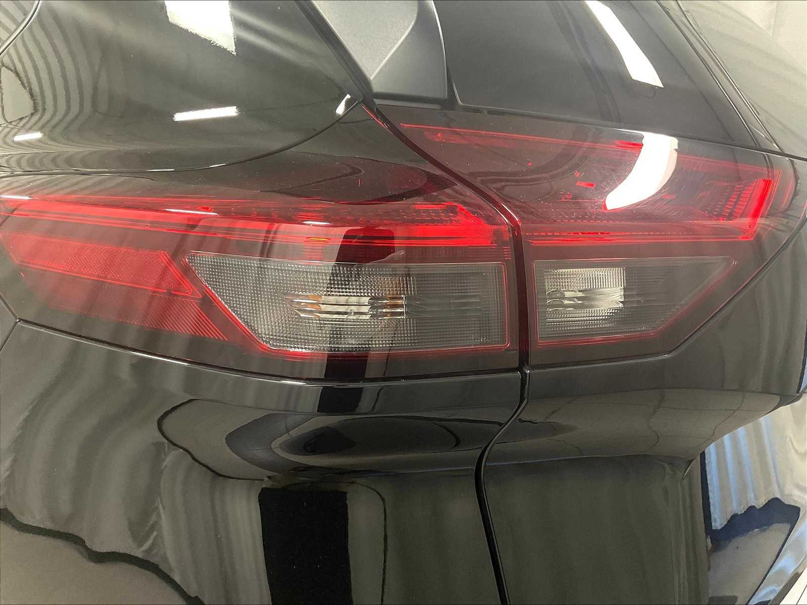 2023 Nissan Rogue SV - Photo 35