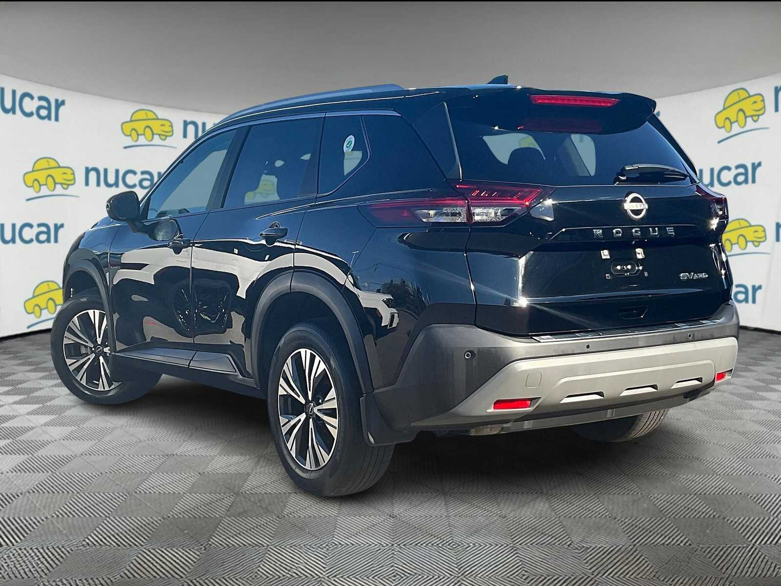 2023 Nissan Rogue SV - Photo 4