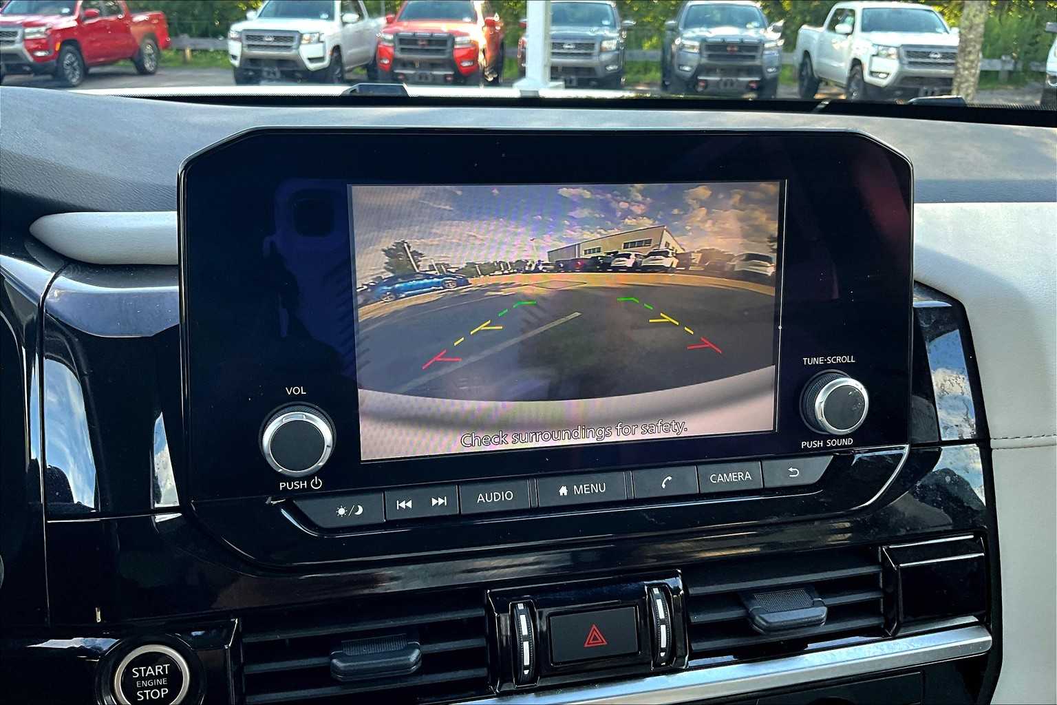 2024 Nissan Pathfinder SV - Photo 20