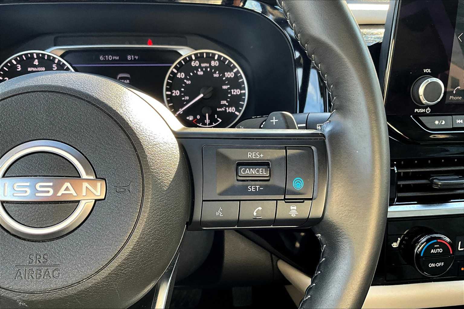 2024 Nissan Pathfinder SV - Photo 24