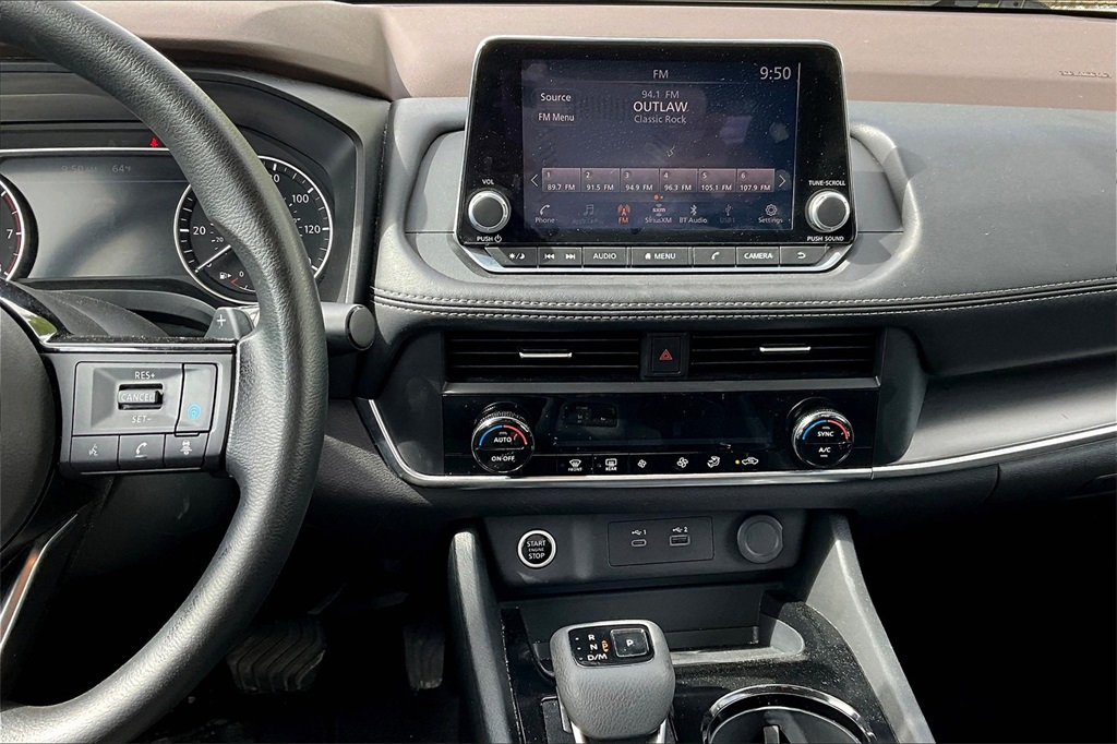 2023 Nissan Rogue SV - Photo 17