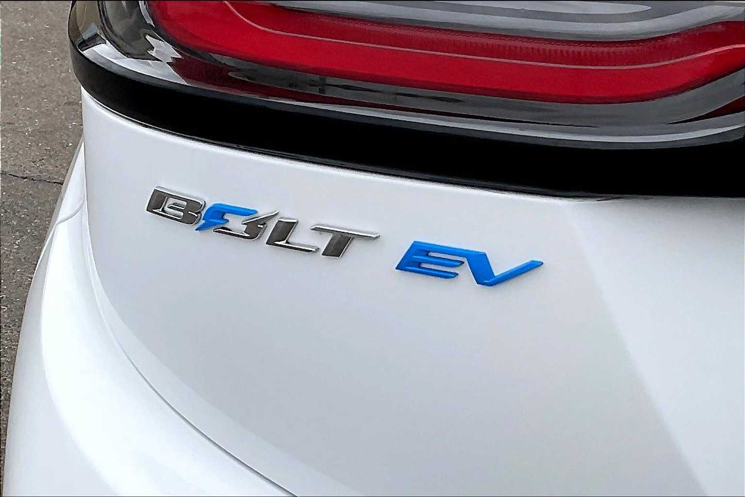 2023 Chevrolet Bolt EV 1LT - Photo 28
