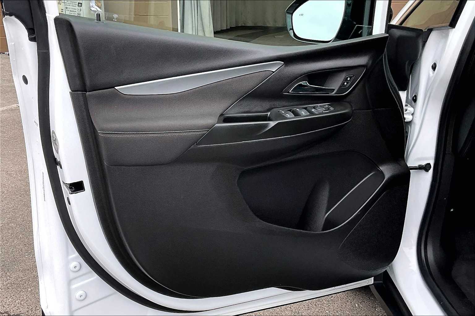 2023 Chevrolet Bolt EV 1LT - Photo 9