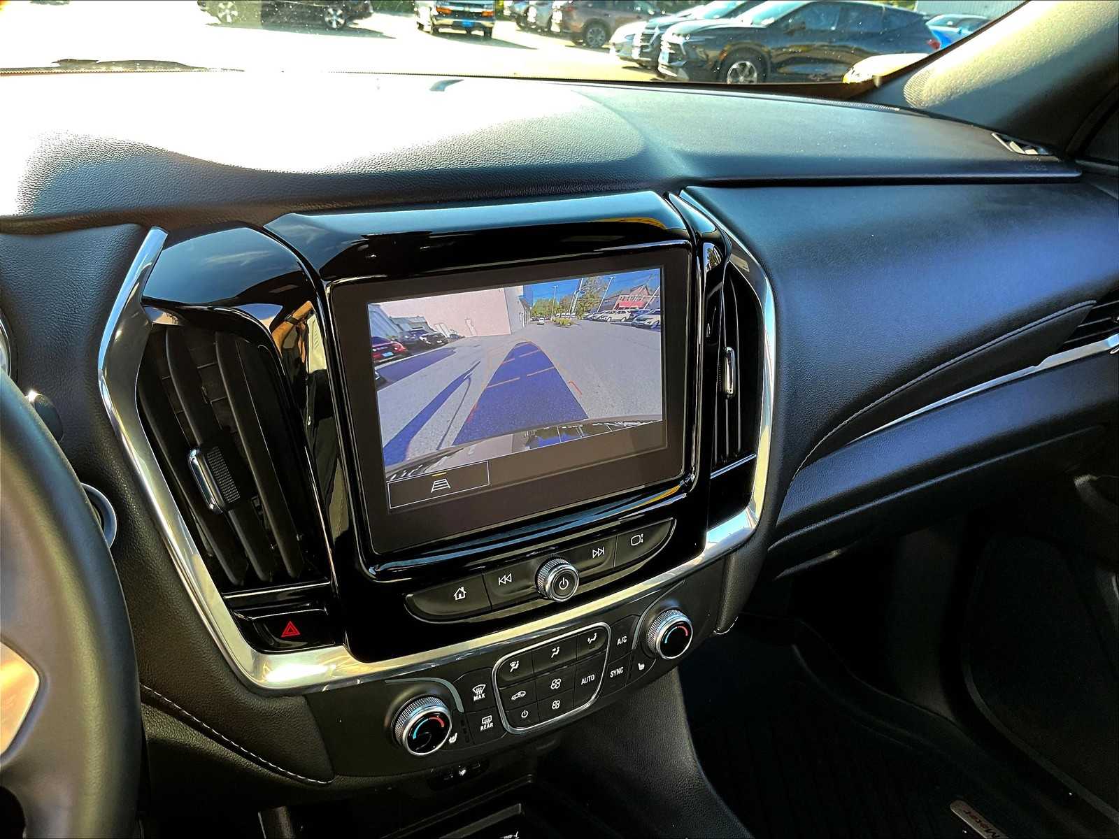 2023 Chevrolet Traverse LT Cloth - Photo 20