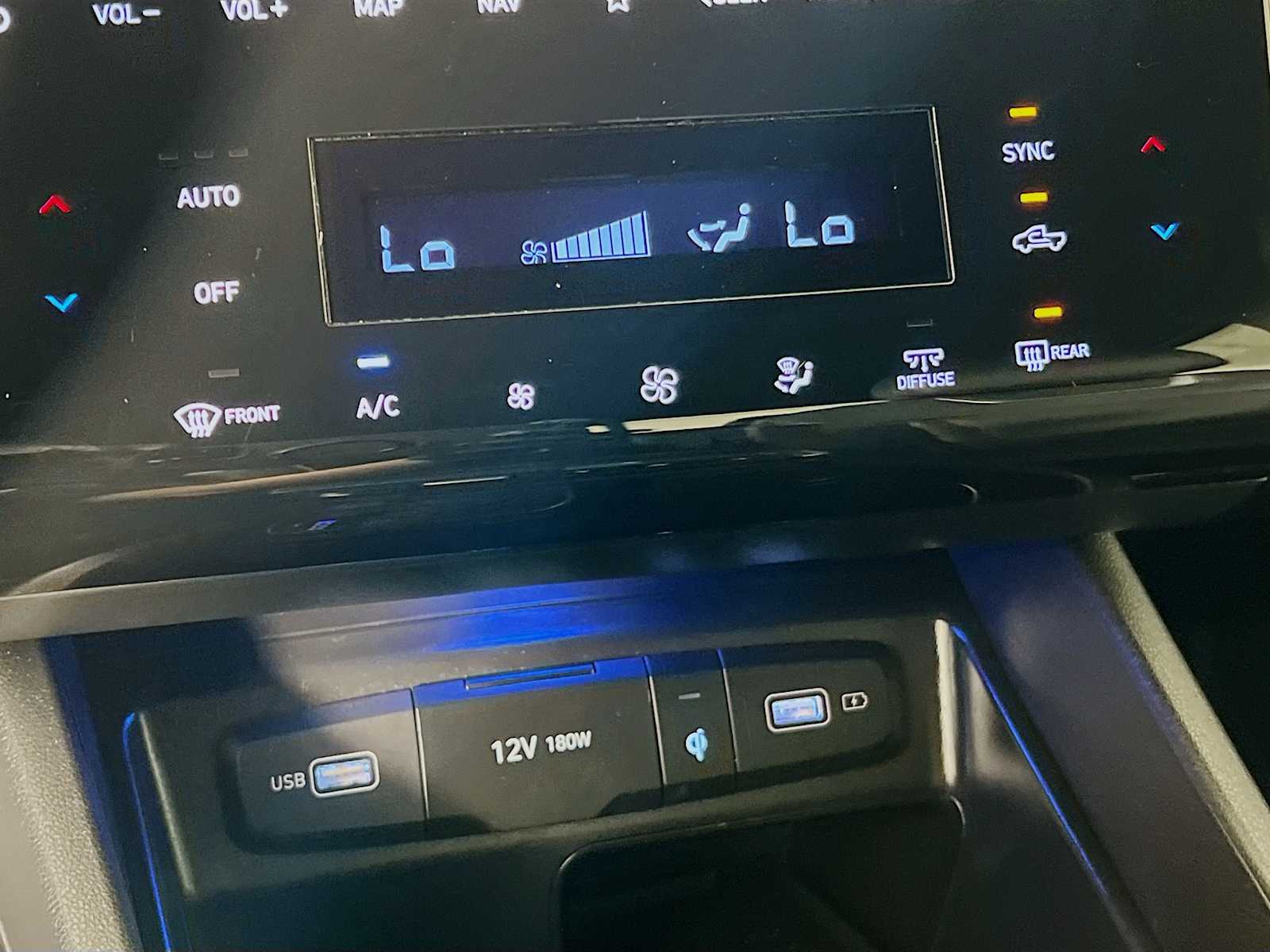 2023 Hyundai Santa Cruz Limited - Photo 16