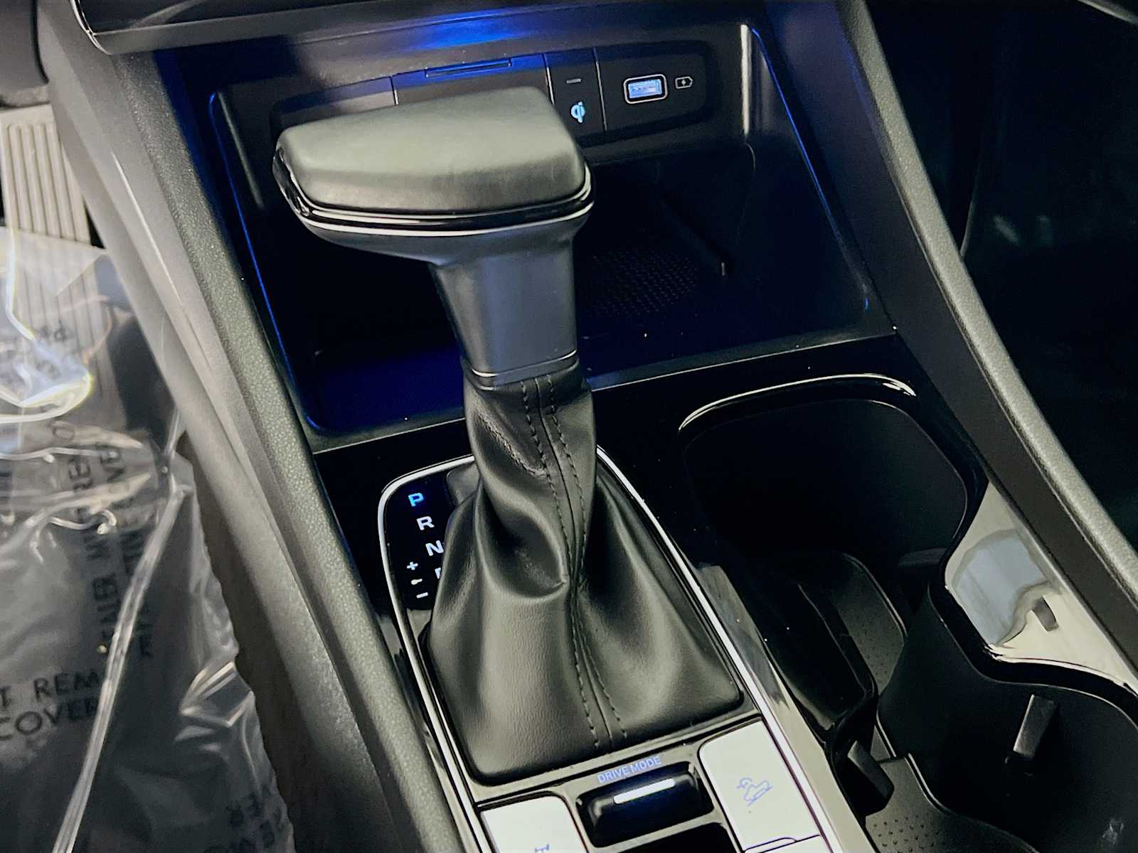 2023 Hyundai Santa Cruz Limited - Photo 17