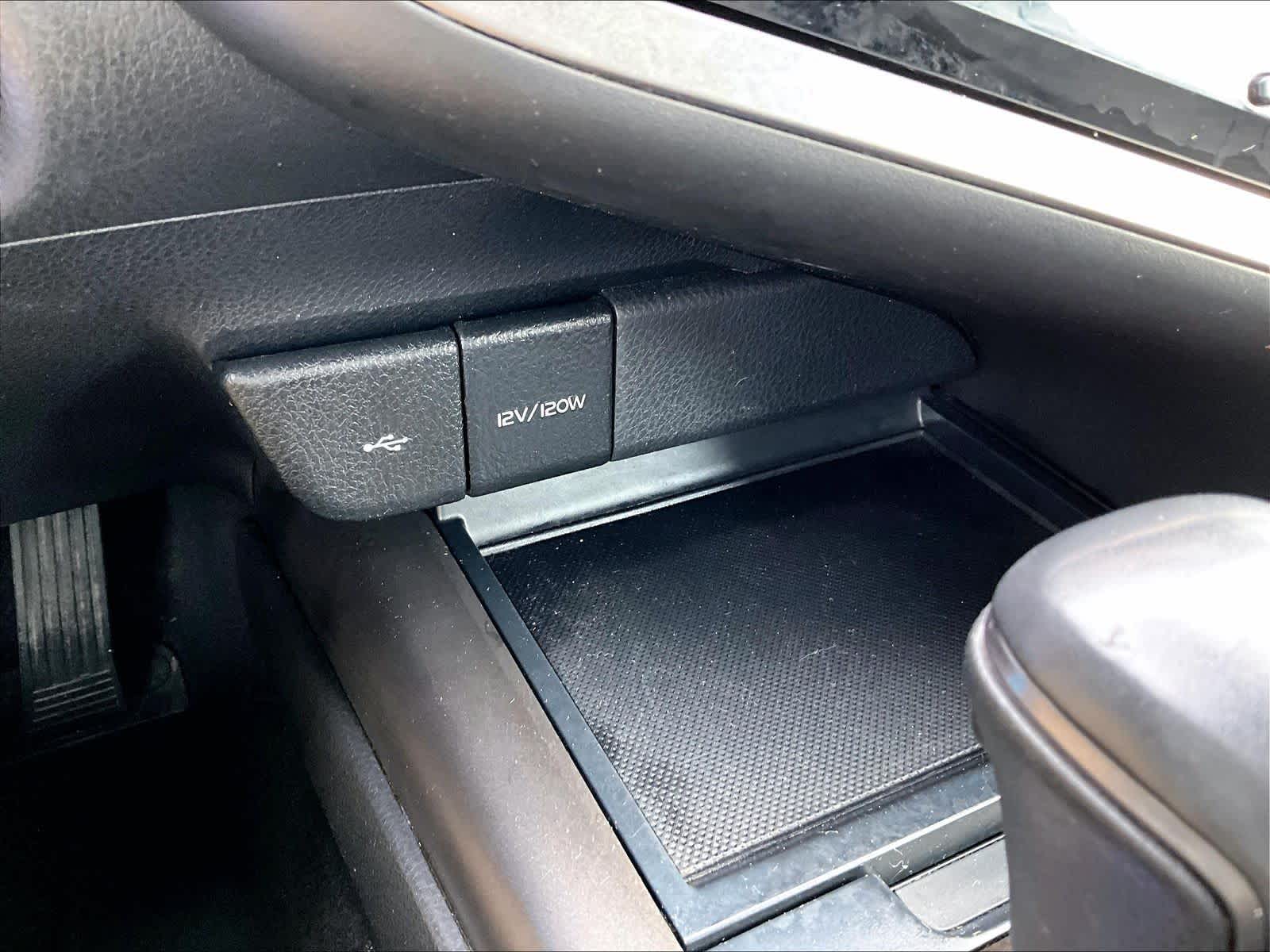 2023 Toyota Camry SE - Photo 27