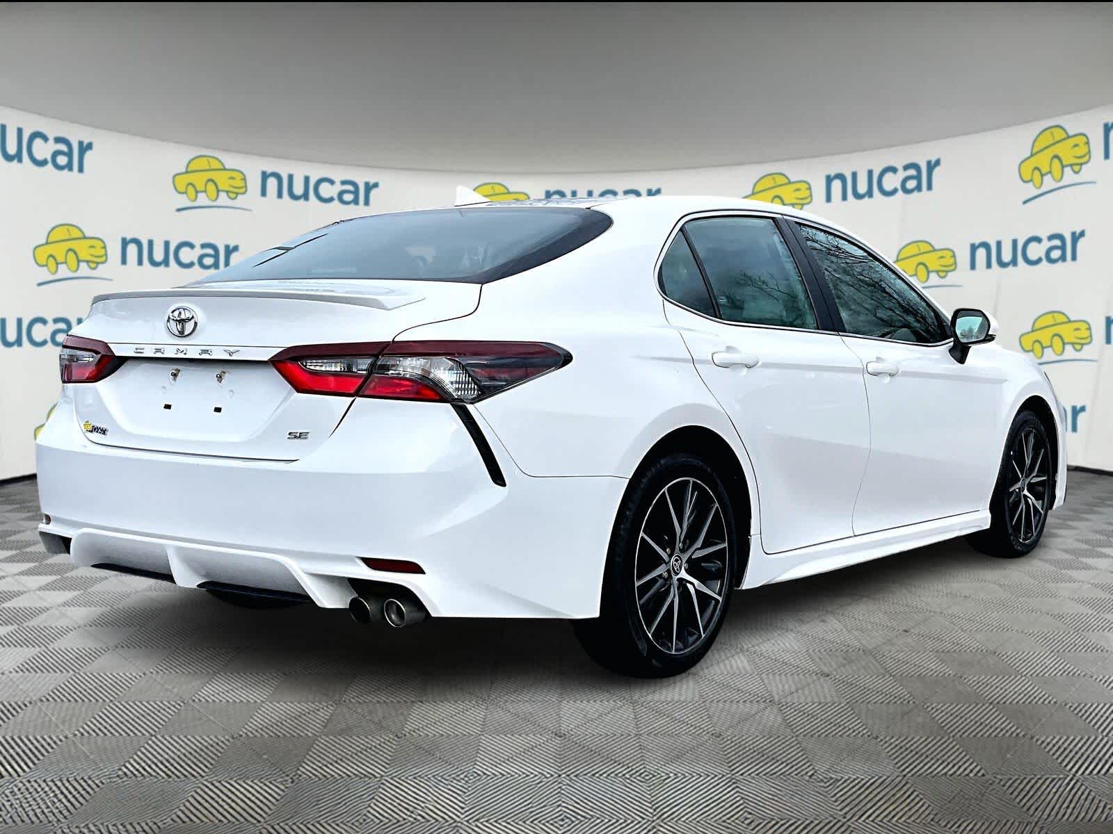 2023 Toyota Camry SE - Photo 6