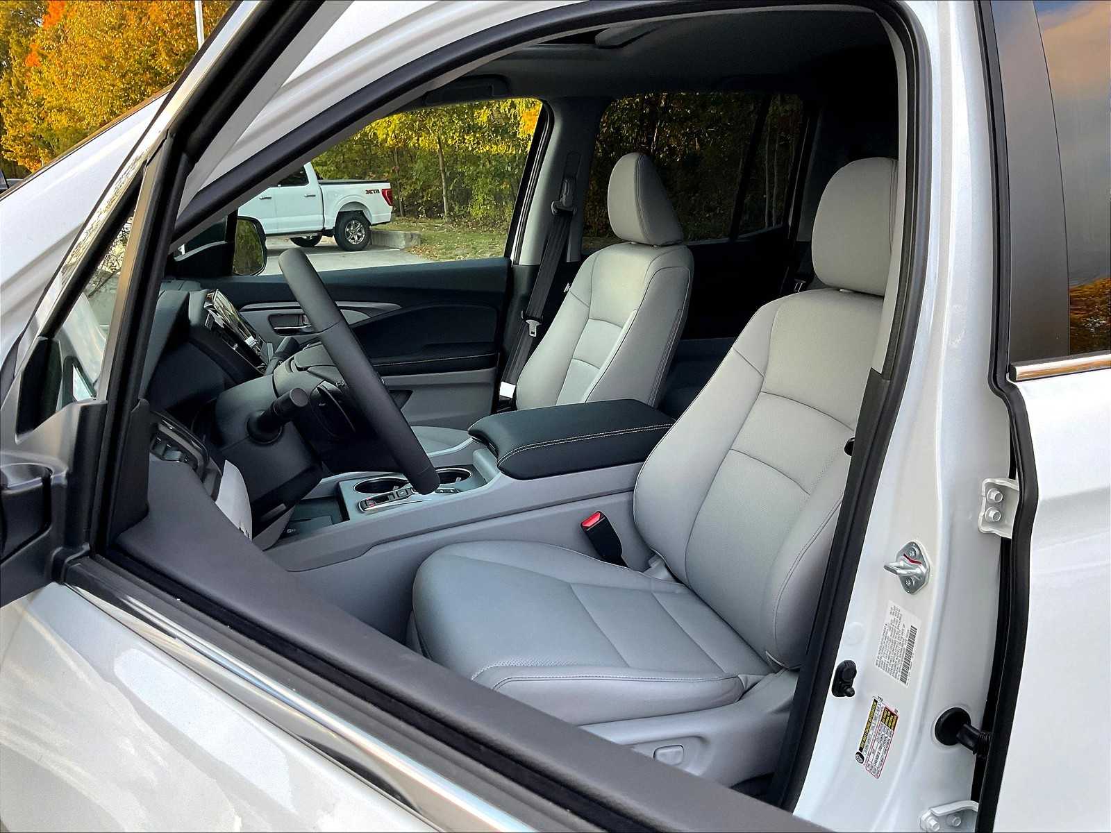 2025 Honda Ridgeline RTL - Photo 11