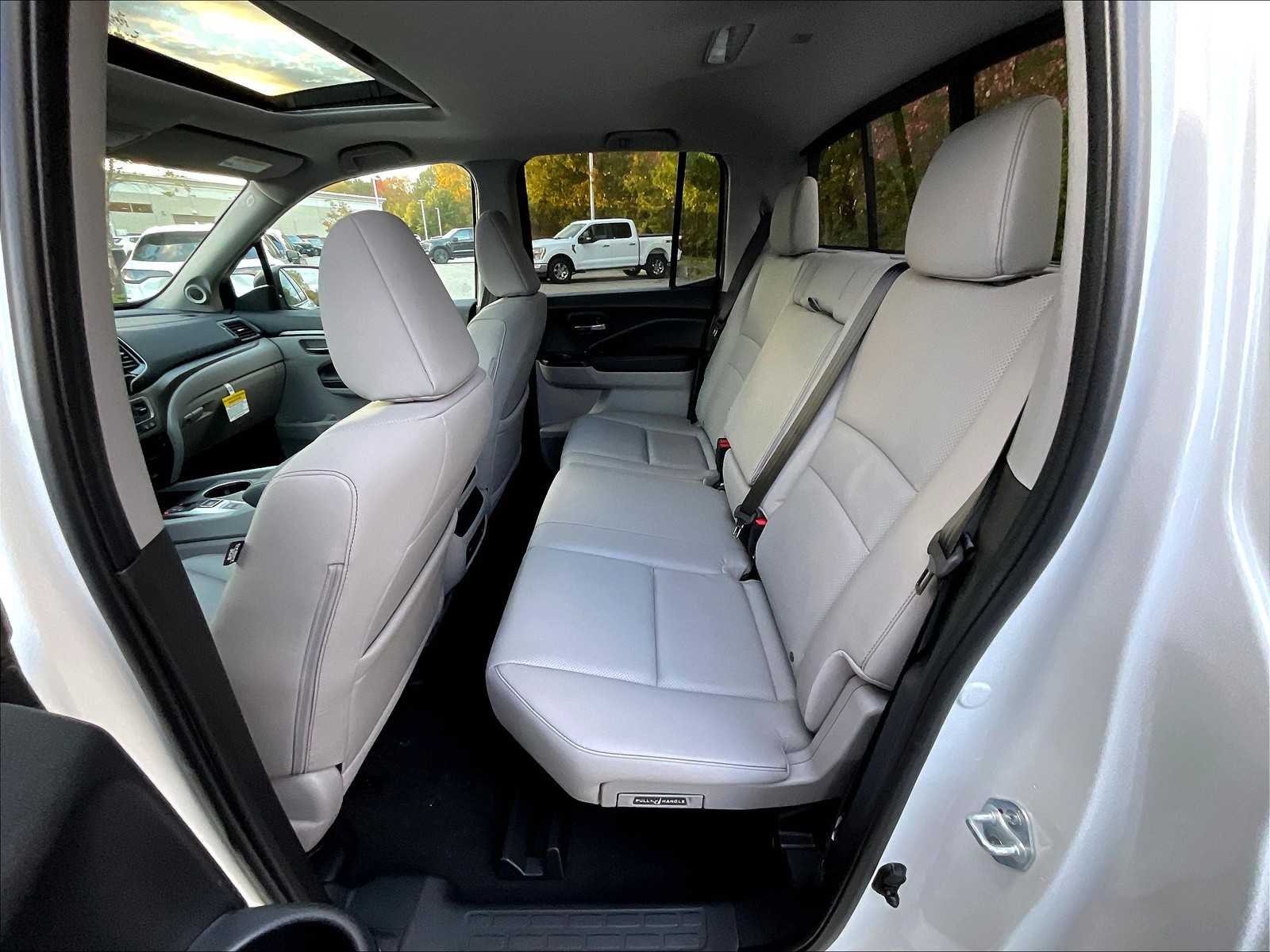 2025 Honda Ridgeline RTL - Photo 15