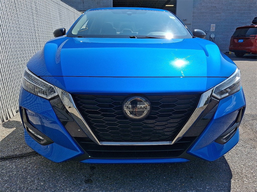 2021 Nissan Sentra SR - Photo 2