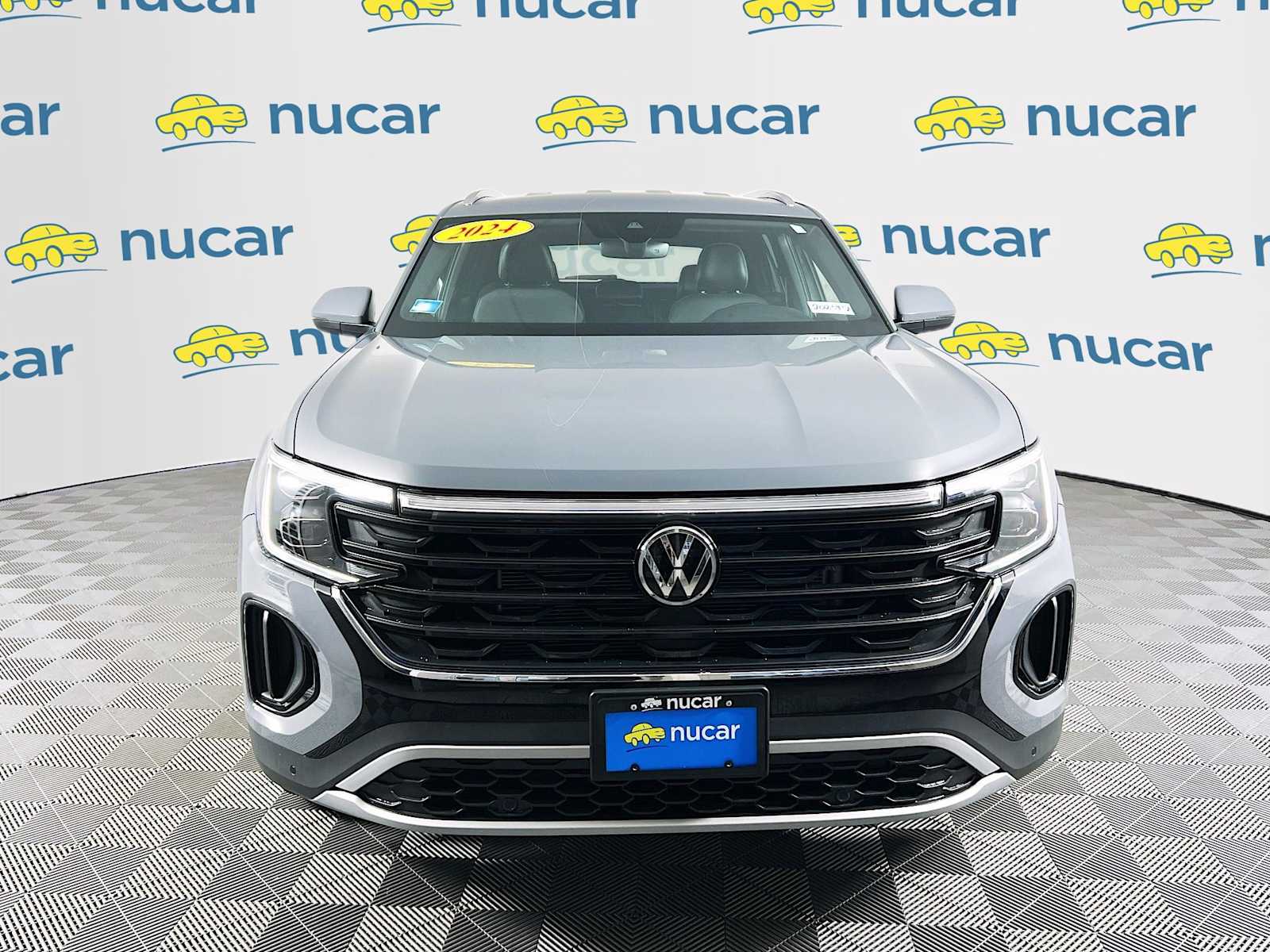 Used 2024 Volkswagen Atlas Cross Sport SE w/Tech with VIN 1V2HE2CA1RC228152 for sale in New Castle, DE