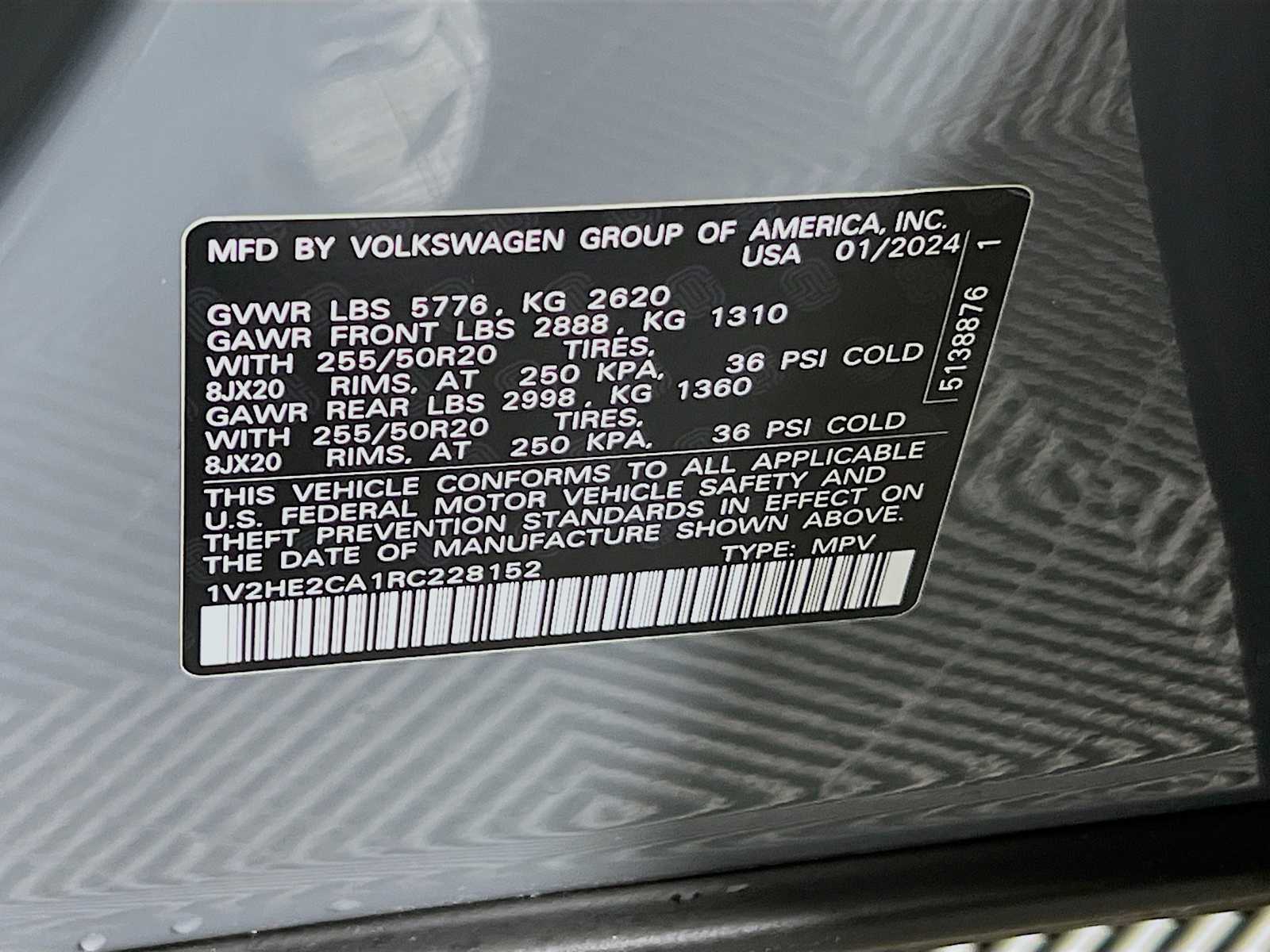 2024 Volkswagen Atlas Cross Sport 2.0T SE w/Technology - Photo 29
