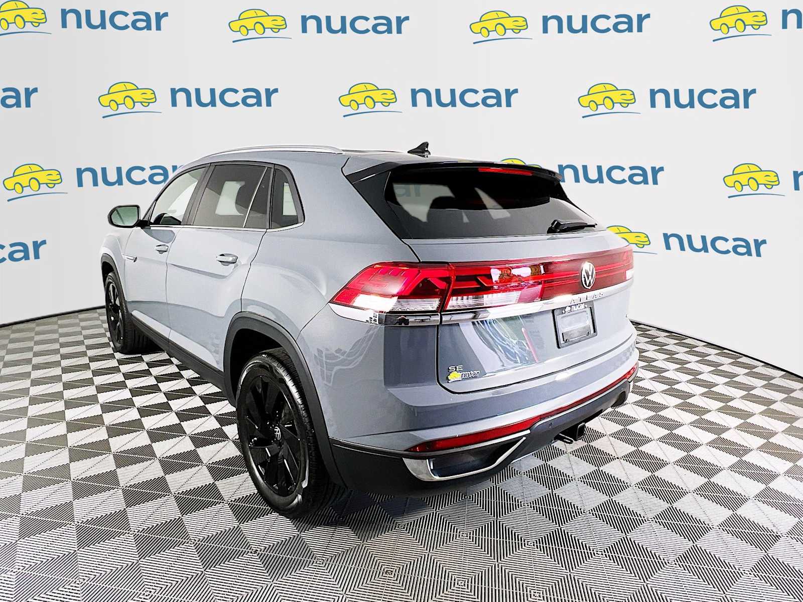 2024 Volkswagen Atlas Cross Sport 2.0T SE w/Technology - Photo 5