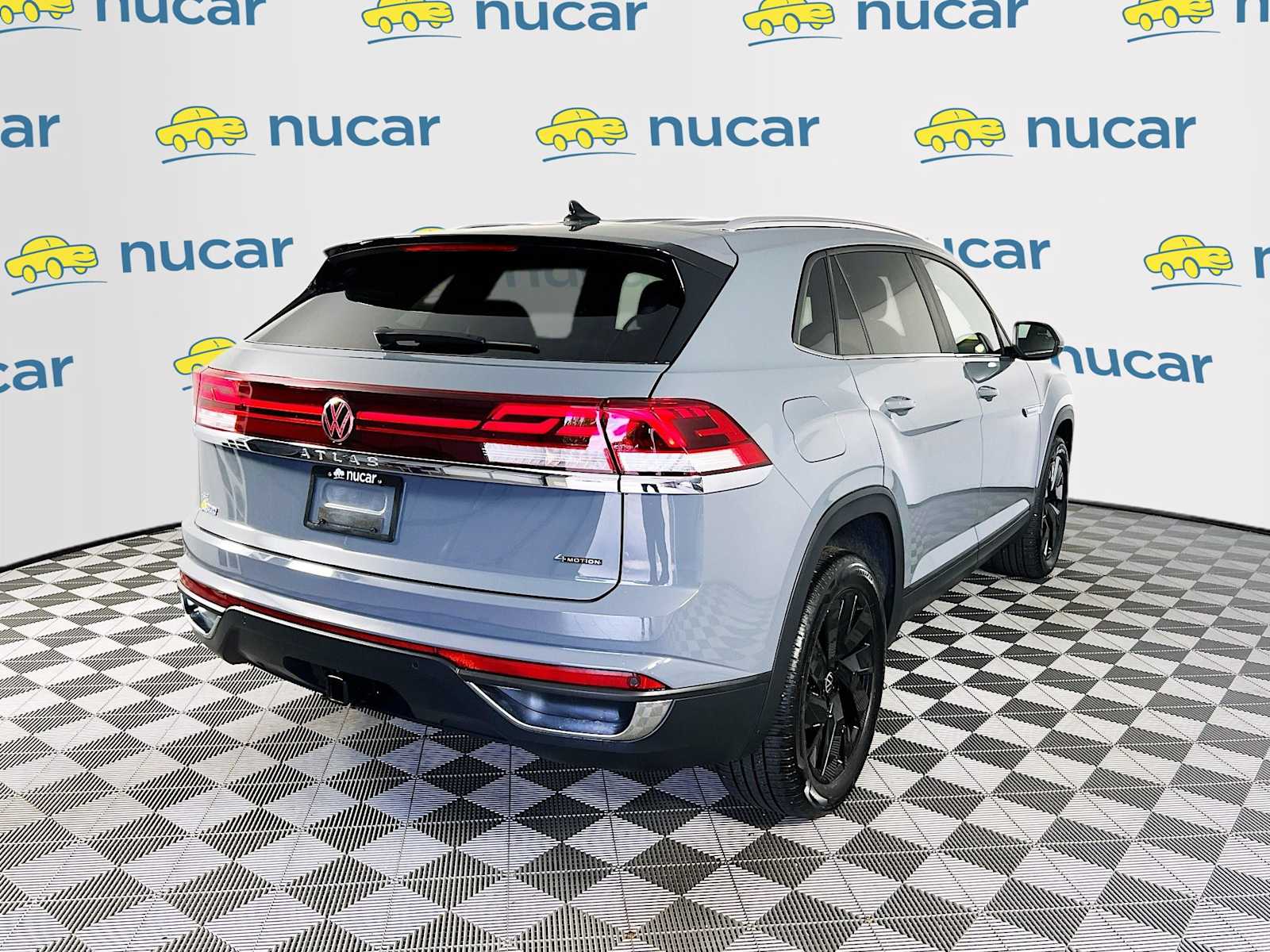 2024 Volkswagen Atlas Cross Sport 2.0T SE w/Technology - Photo 7