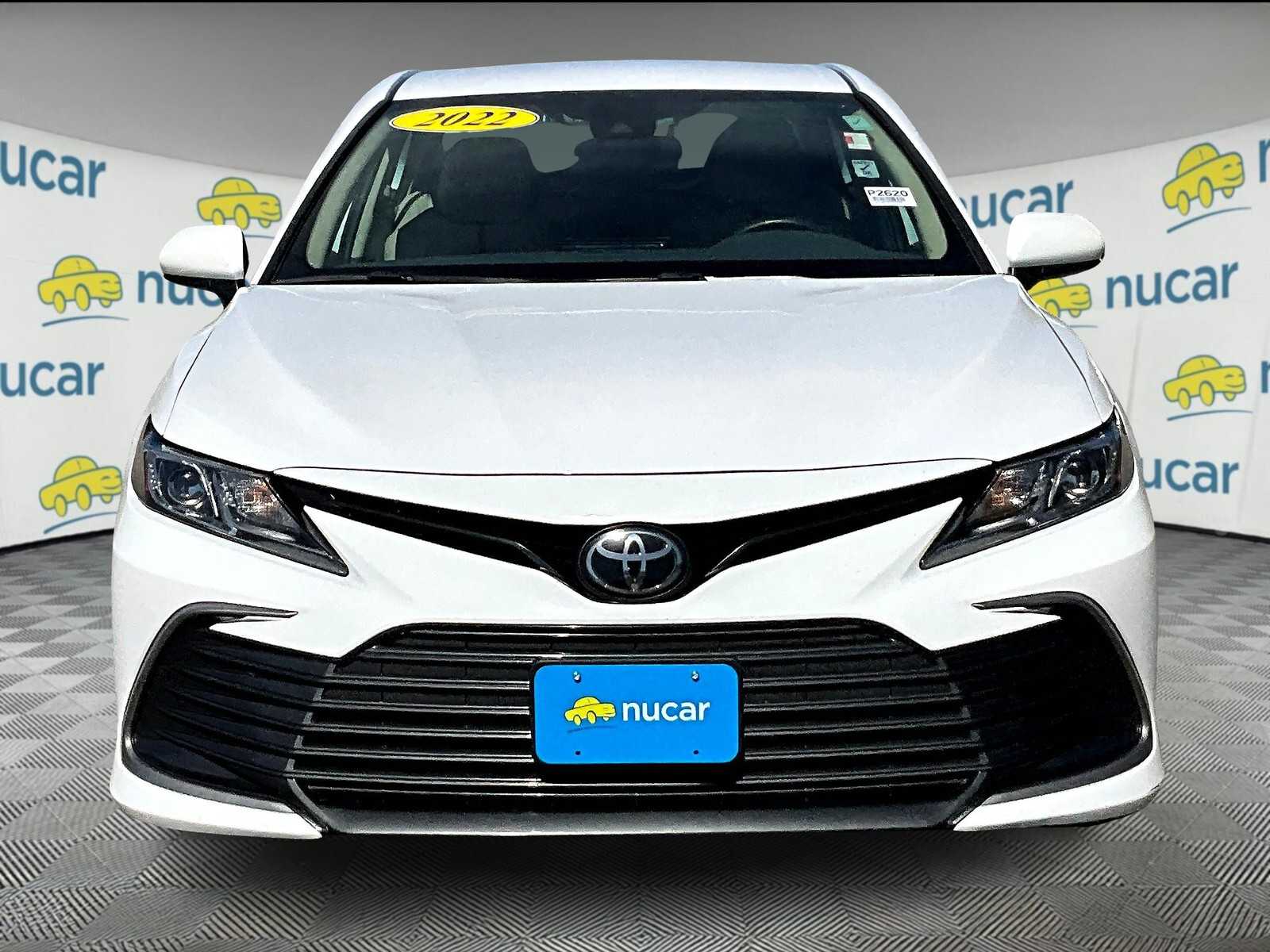 2022 Toyota Camry LE - Photo 2