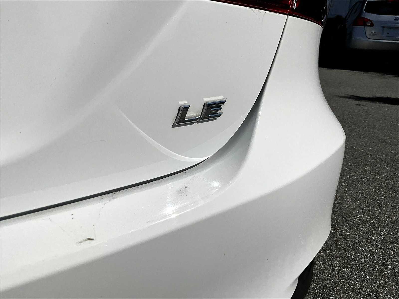 2022 Toyota Camry LE - Photo 28