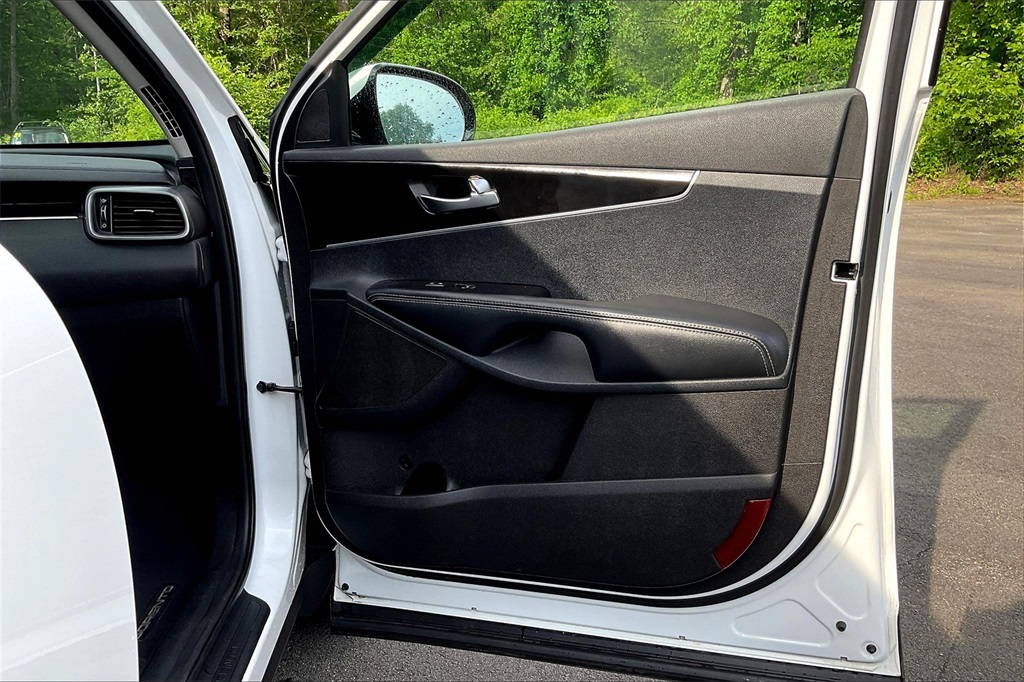 2016 Kia Sorento LX - Photo 25
