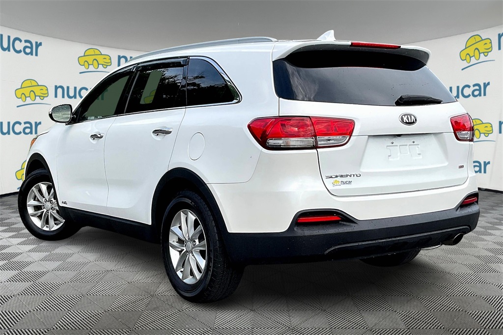 2016 Kia Sorento LX - Photo 4
