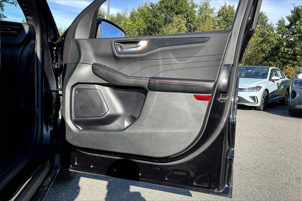 2023 Ford Escape ST-Line - Photo 11