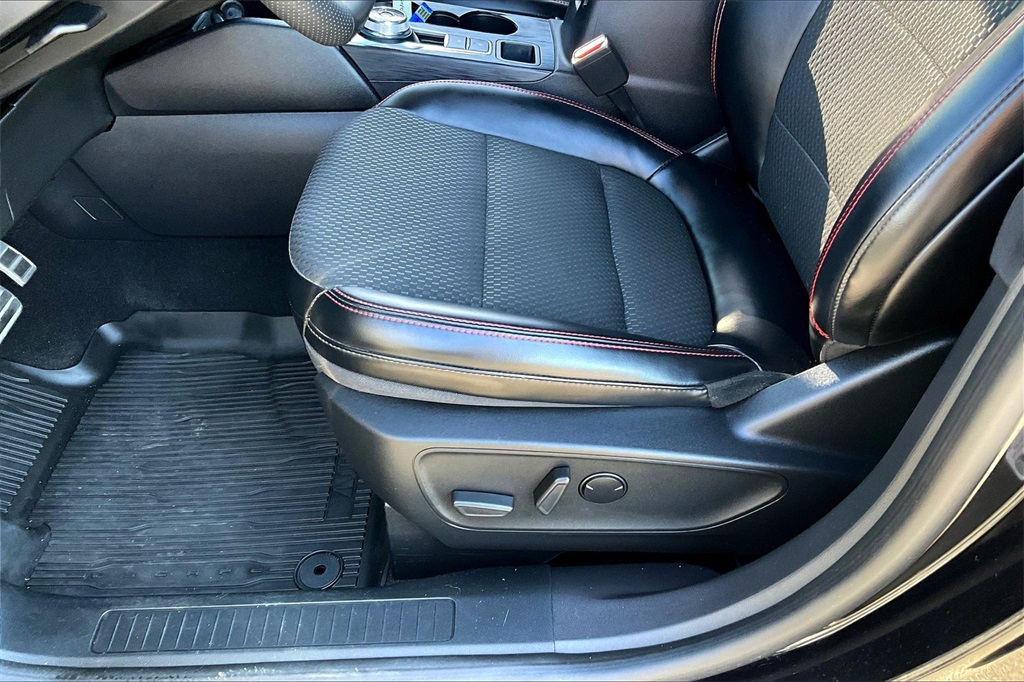 2023 Ford Escape ST-Line - Photo 33
