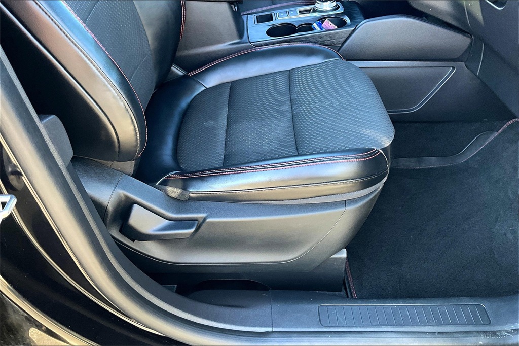 2023 Ford Escape ST-Line - Photo 36