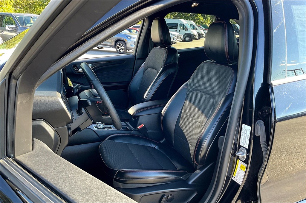 2023 Ford Escape ST-Line - Photo 9