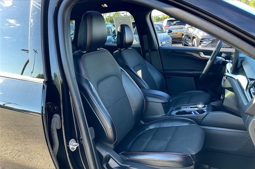 2023 Ford Escape ST-Line - Photo 10