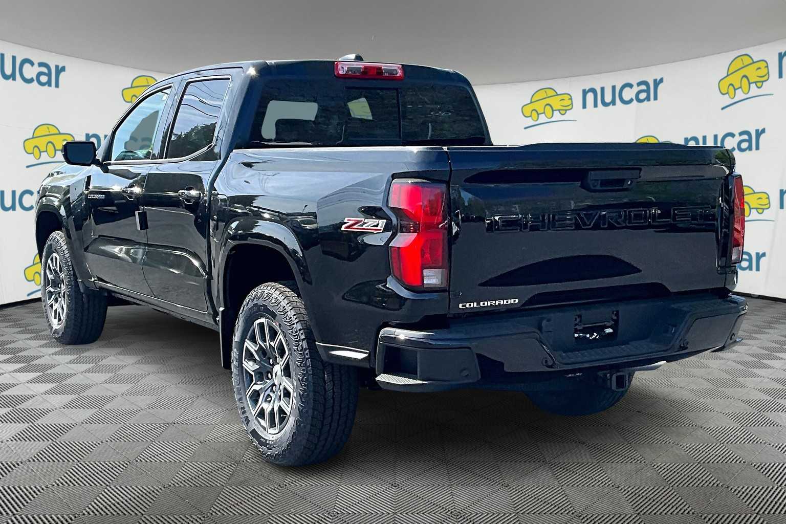 2025 Chevrolet Colorado 4WD Z71 - Photo 5