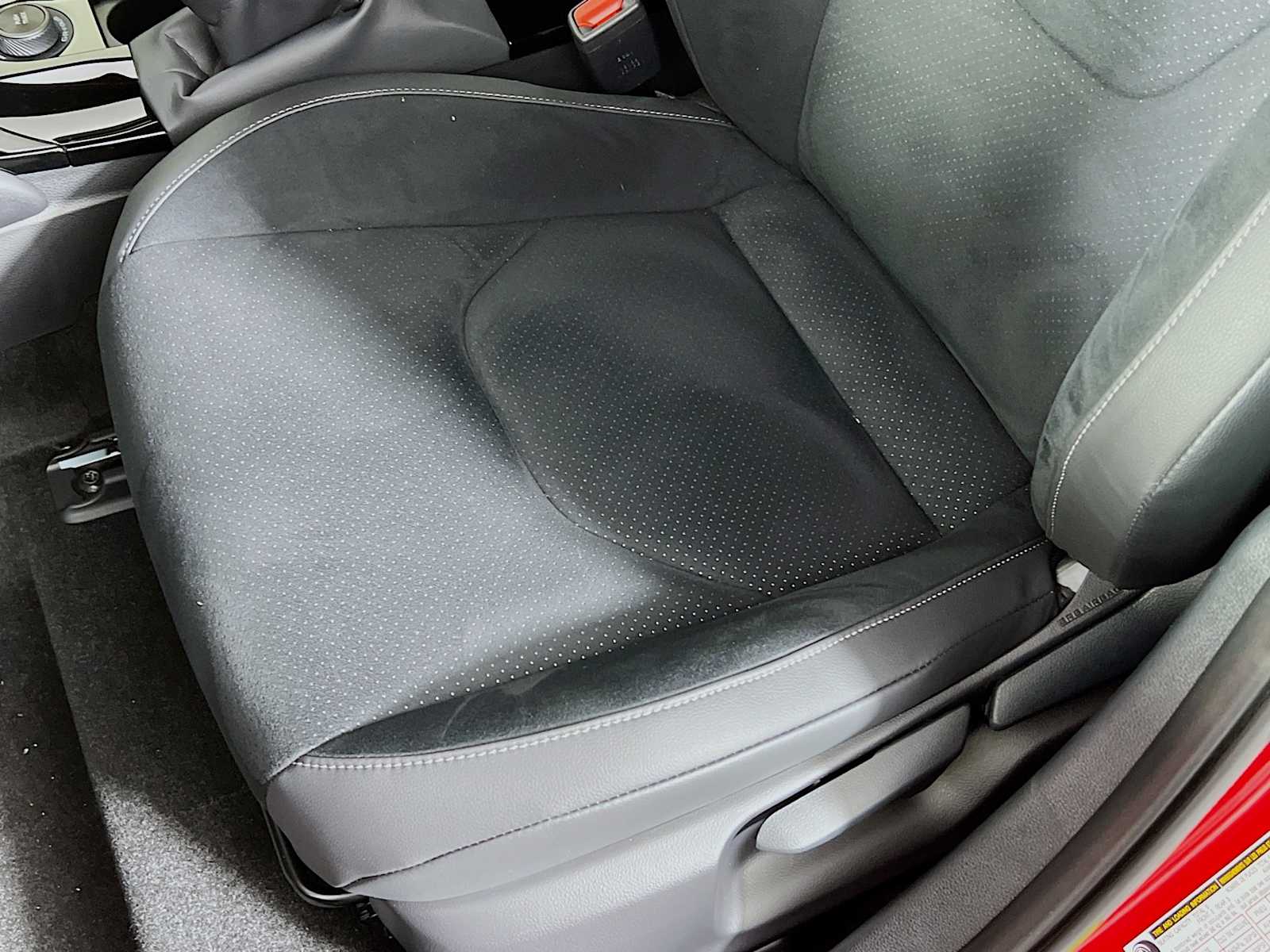 2025 Toyota GR Corolla Premium - Photo 16