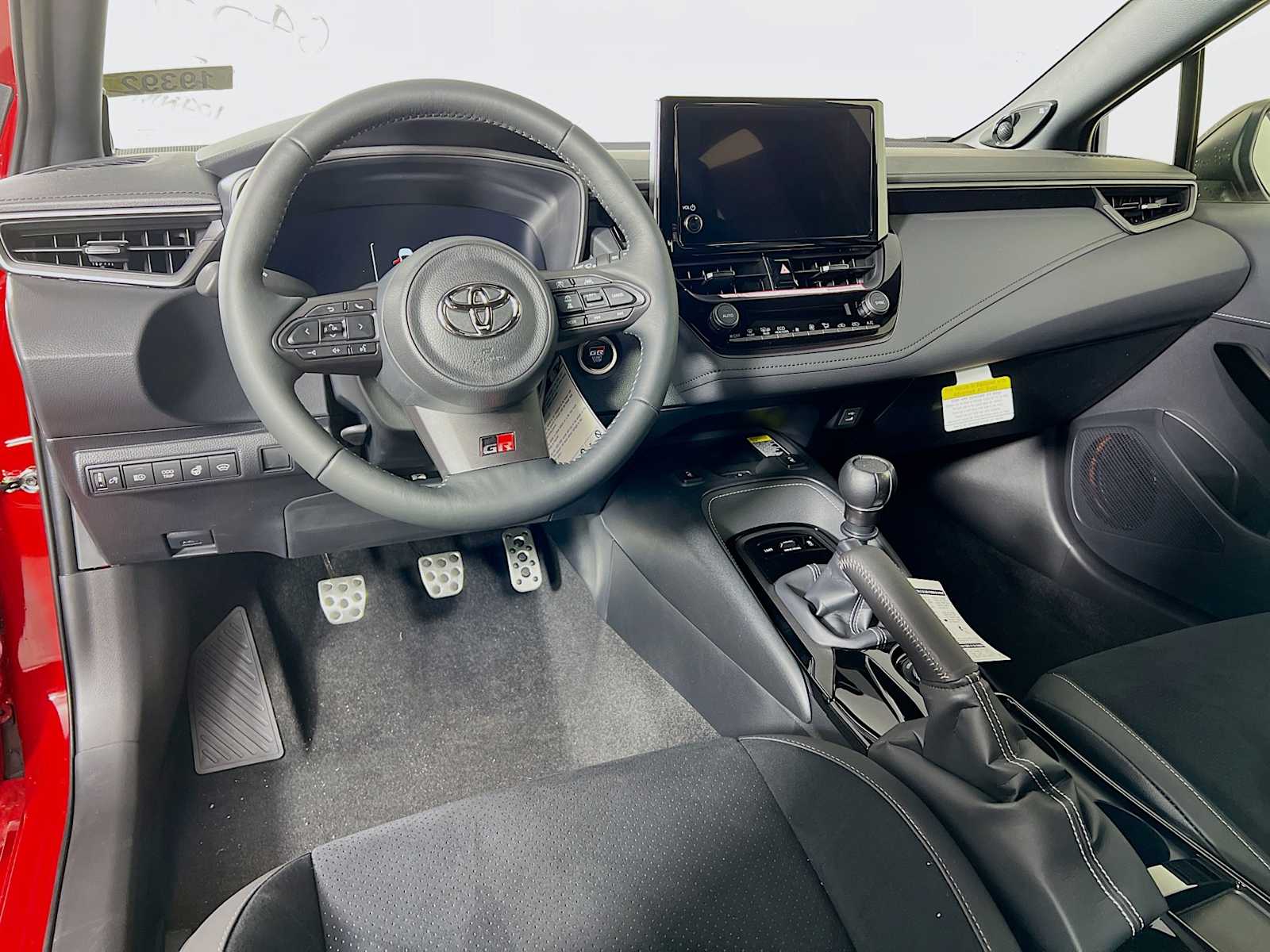 2025 Toyota GR Corolla Premium - Photo 6