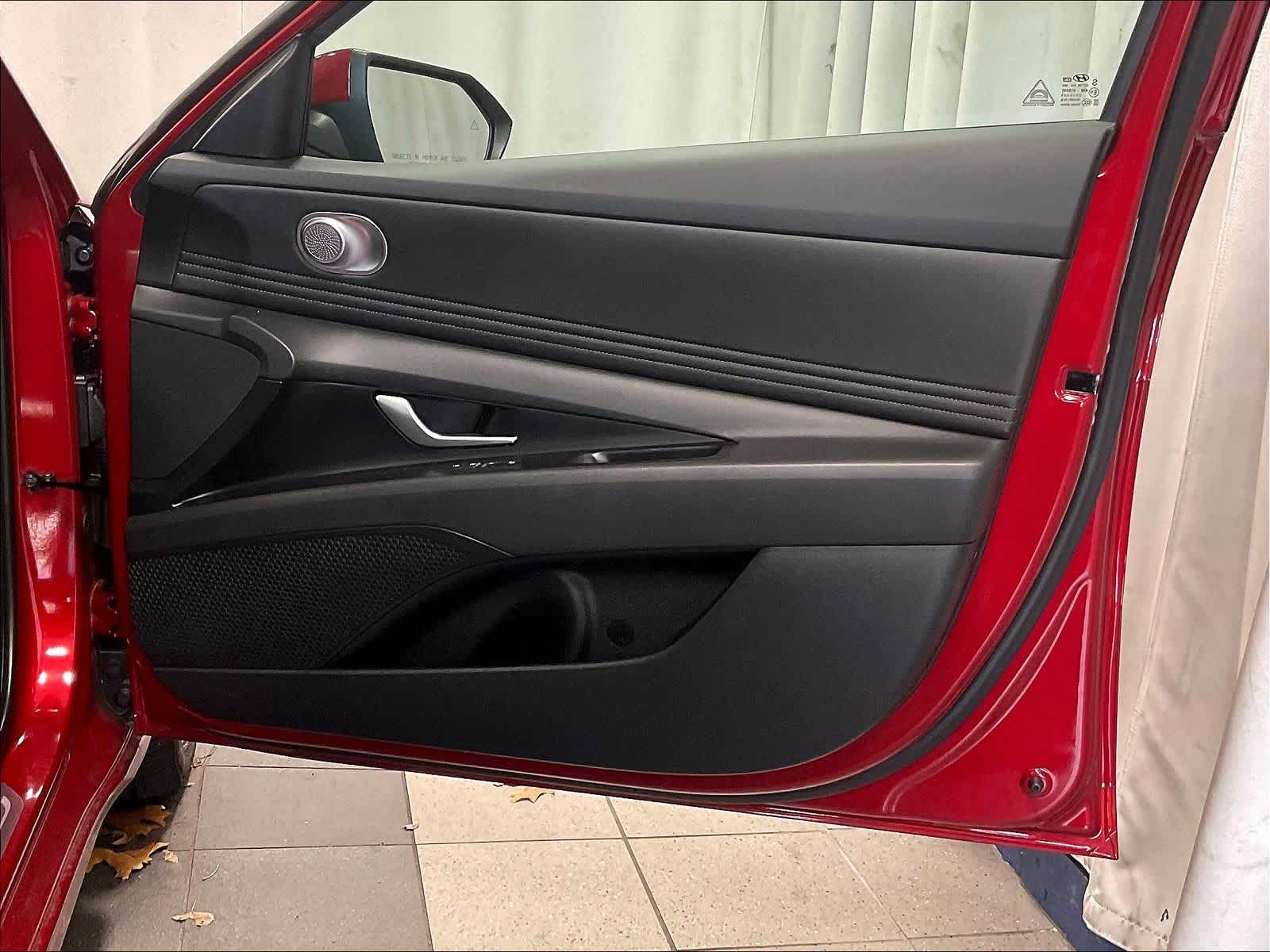 2024 Hyundai Elantra SEL - Photo 13