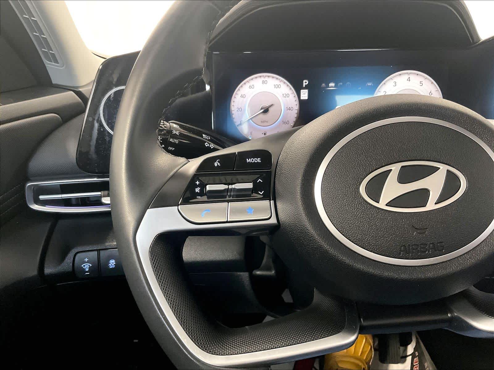 2024 Hyundai Elantra SEL - Photo 24