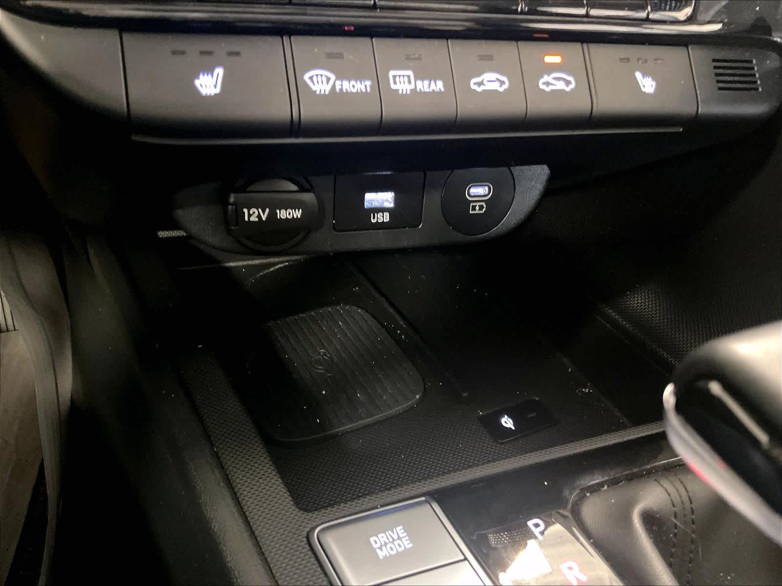 2024 Hyundai Elantra SEL - Photo 28