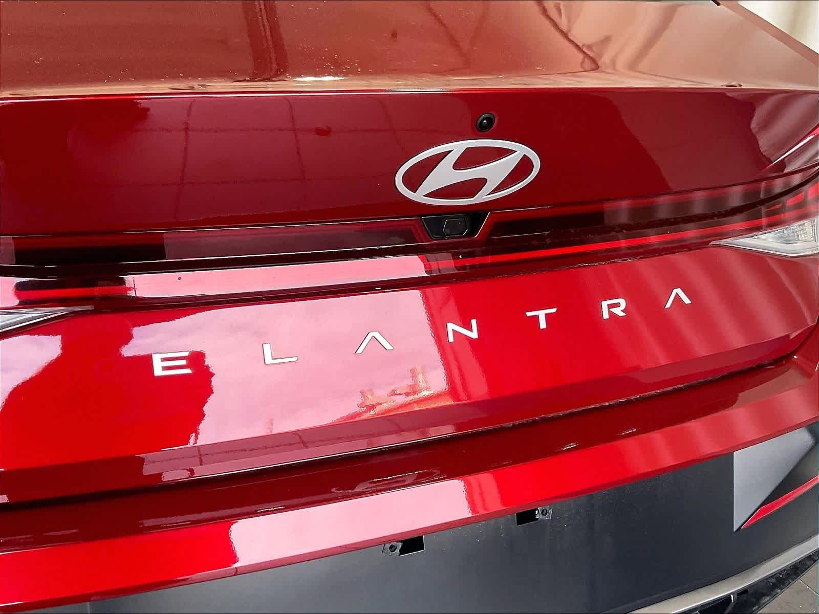 2024 Hyundai Elantra SEL - Photo 30