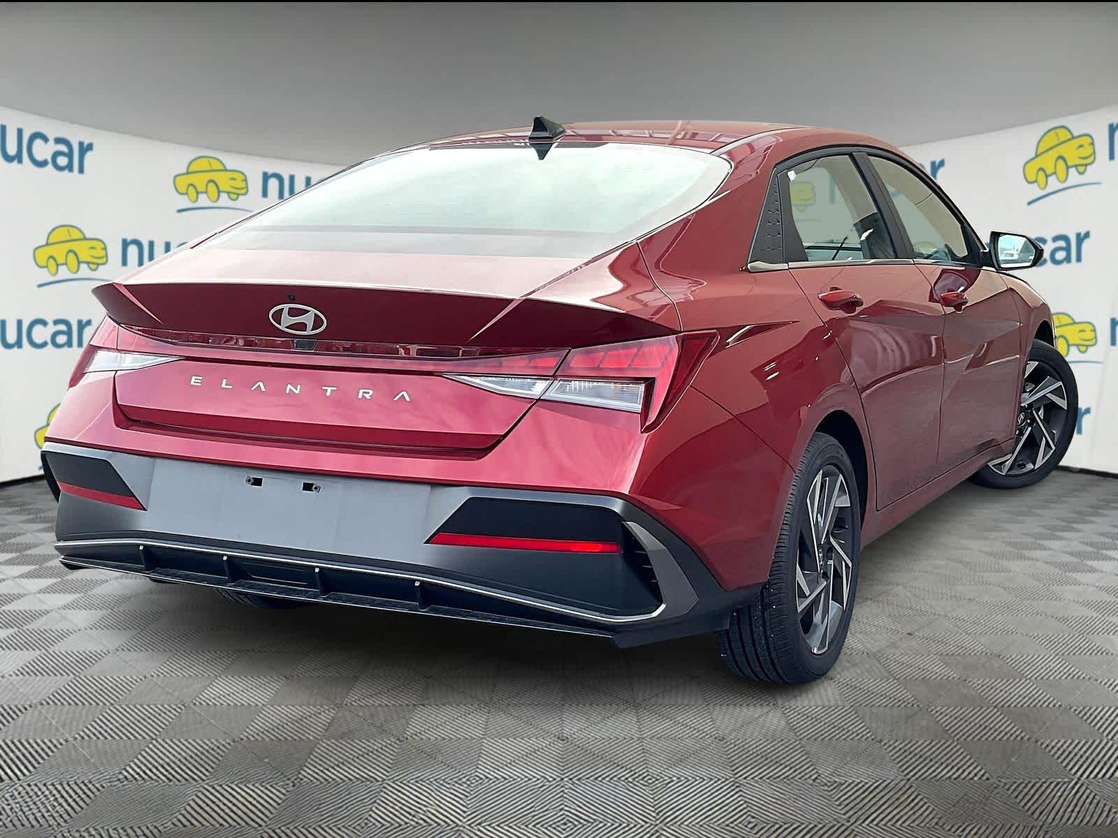 2024 Hyundai Elantra SEL - Photo 7