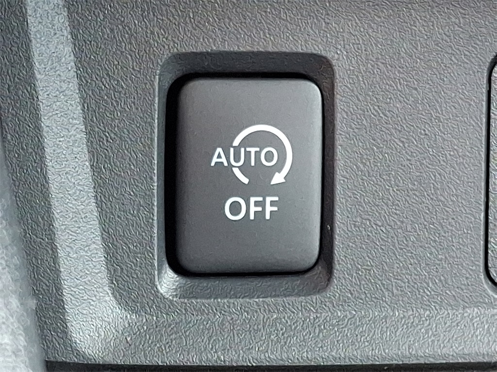 2025 Nissan Sentra S - Photo 16