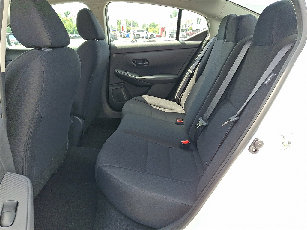 2025 Nissan Sentra S - Photo 6