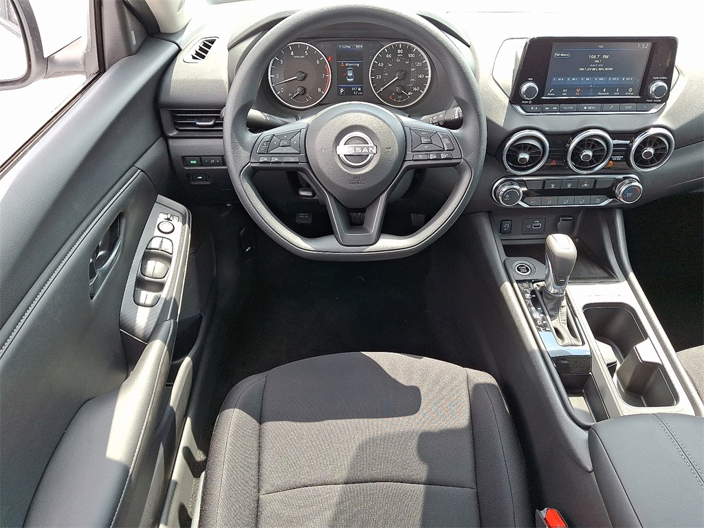 2025 Nissan Sentra S - Photo 7