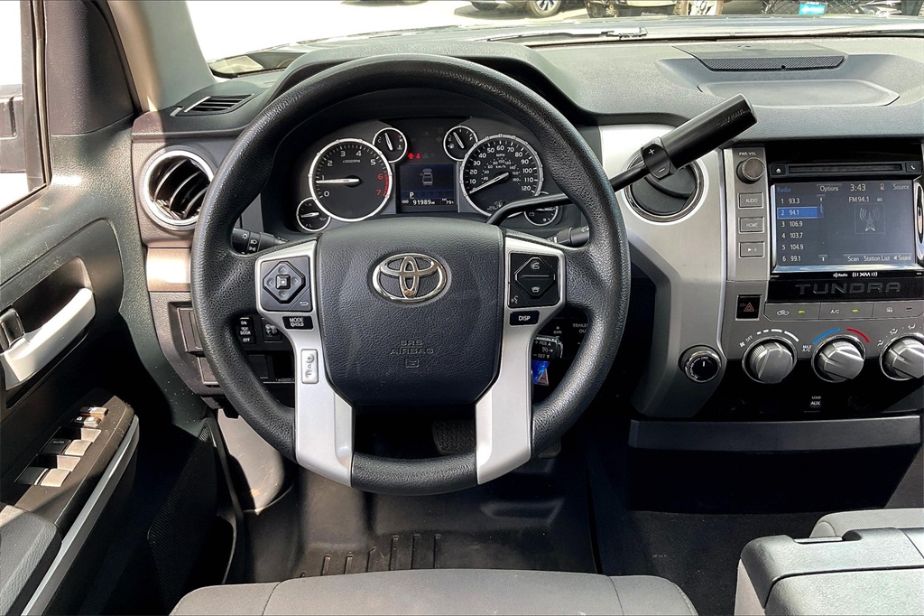 2017 Toyota Tundra SR5 - Photo 16