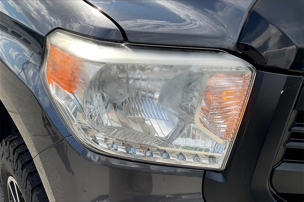 2017 Toyota Tundra SR5 - Photo 28