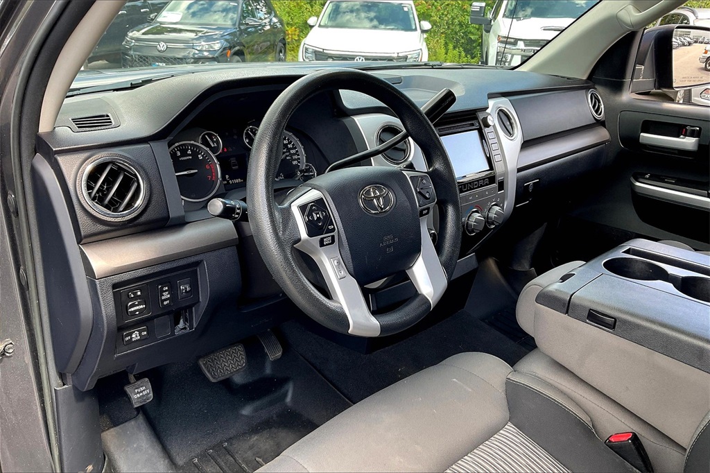 2017 Toyota Tundra SR5 - Photo 8