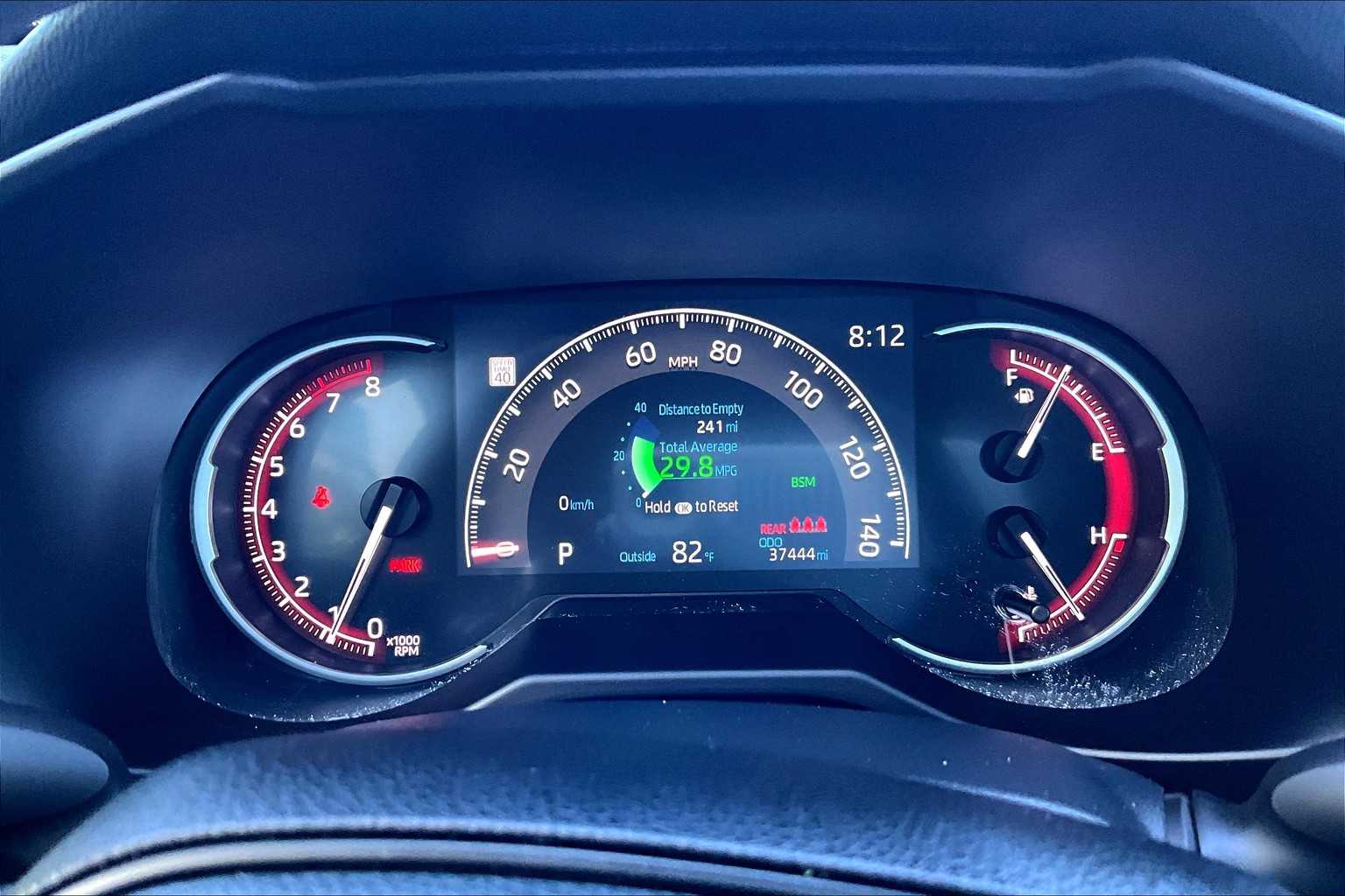 2023 Toyota RAV4 LE - Photo 25