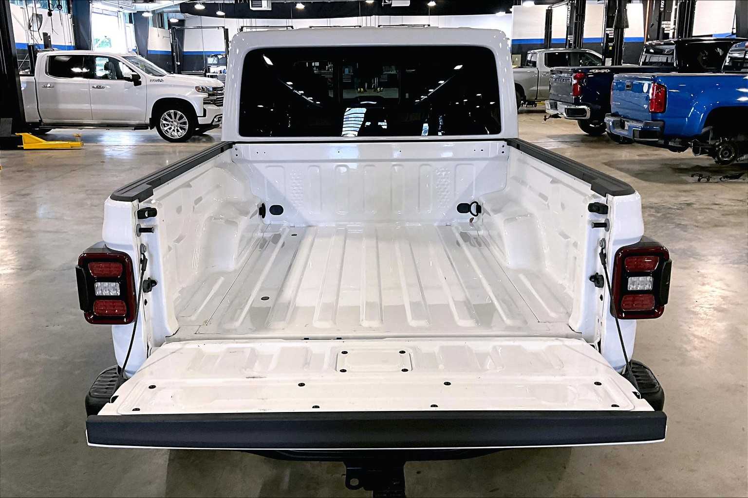 2024 Jeep Gladiator Mojave X - Photo 32