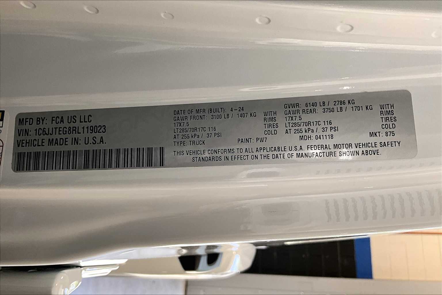 2024 Jeep Gladiator Mojave X - Photo 37